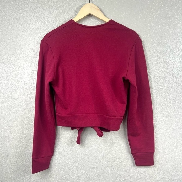 NWT Fabletics Mandy Side-Tie Top - Picture 6 of 9